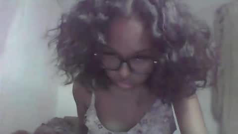 ellah245 online show from February 20, 2:52 am