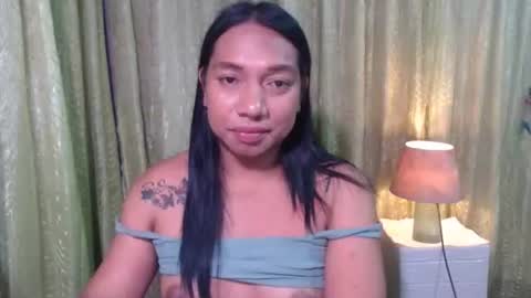 Ellah online show from December 4, 4:16 pm