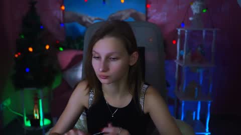 Ella online show from January 8, 5:27 am