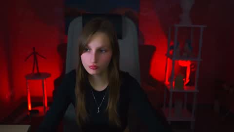 Ella online show from January 30, 5:17 pm