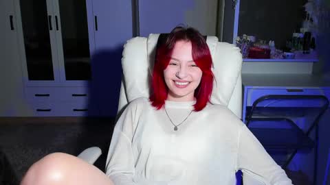 Snapshot of ellales chatting on February 28, 2:51 pm ellales online show from February 28, 2:51 pm