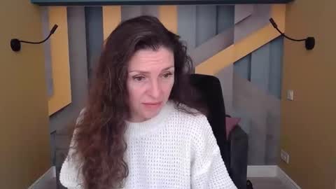 EllaLongs online show from November 10, 12:48 pm