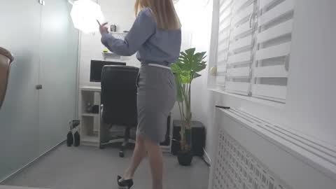            online show from February 24, 3:43 pm