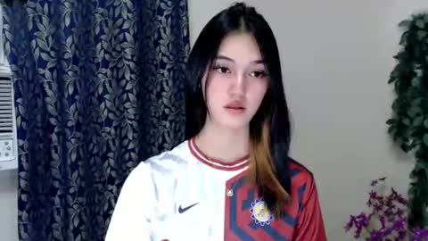 ELLA online show from September 12, 8:20 pm