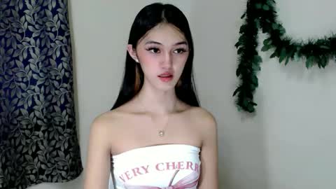 ELLA online show from September 30, 10:15 pm