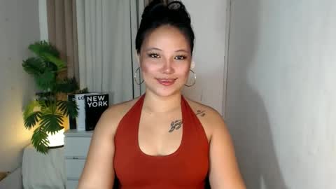 Snapshot of ellaminov chatting on March 13, 3:46 am Ella online show from March 13, 3:46 am