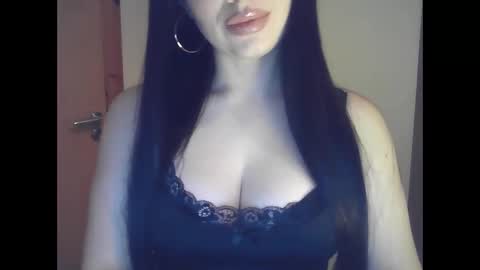 elle010843 online show from February 9, 7:40 pm