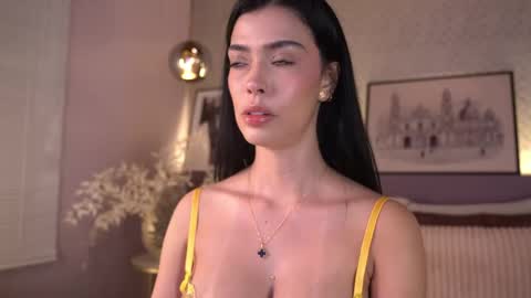Elle Diane online show from May 19, 1:56 am
