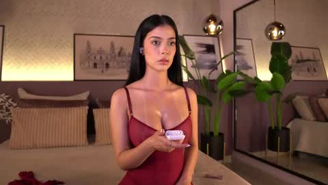 Elle Diane online show from June 3, 10:48 pm