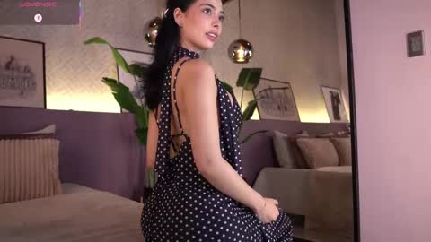 Elle Diane online show from June 7, 11:30 pm