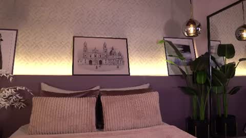 Elle Diane online show from June 24, 10:53 pm
