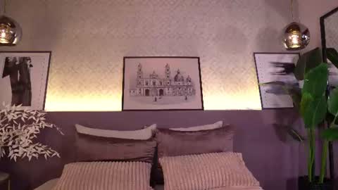 Elle Diane online show from July 14, 10:26 pm