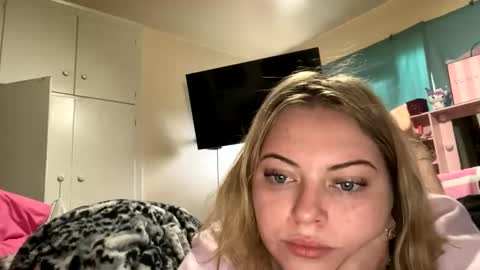 ellejess online show from February 27, 1:55 pm
