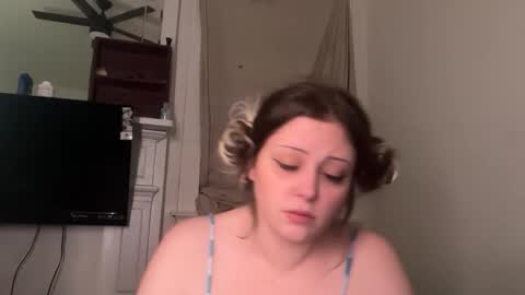 nautiellebbw online show from February 17, 8:22 am
