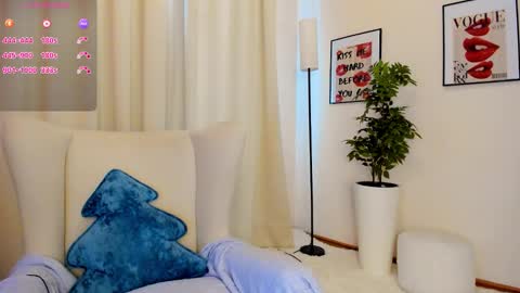 elli_anderson online show from December 16, 5:12 am