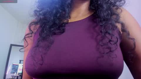  Ellie   online show from December 5, 3:09 pm