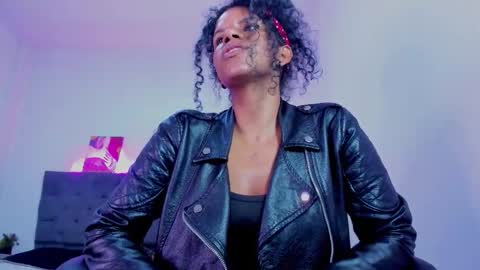  Ellie   online show from December 16, 3:39 pm