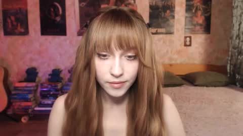 ellie_friendly online show from February 22, 12:34 am