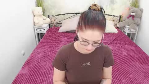 ellie_magic online show from March 6, 5:22 pm