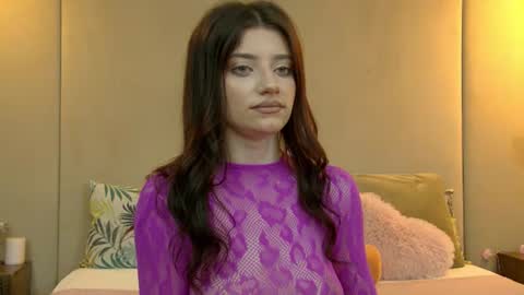 EllieWest online show from July 26, 5:04 am