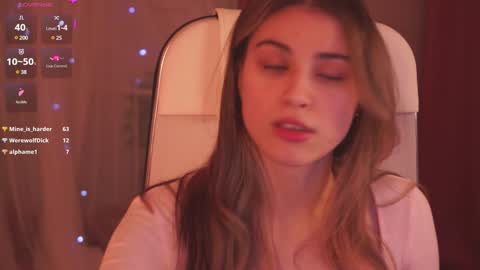 elliecutes online show from February 3, 9:08 am