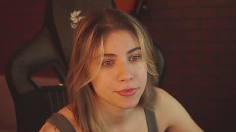 elliecutes online show from February 4, 5:53 am