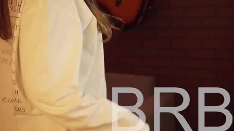 elliecutes online show from March 11, 7:48 am