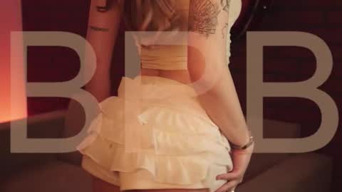 elliecutes online show from September 16, 7:42 am