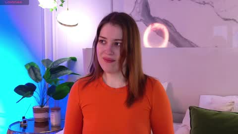 elliegarson__ online show from May 1, 5:06 pm