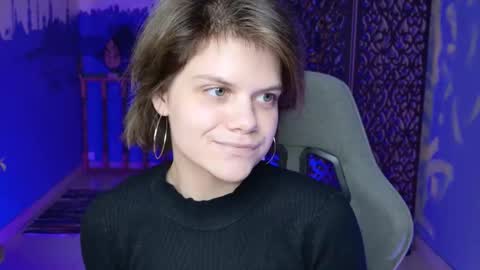 elliemurler online show from September 28, 9:03 am