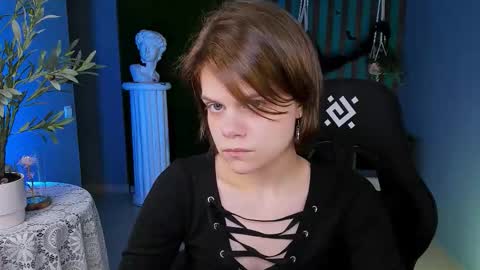 elliemurler online show from October 30, 9:00 am