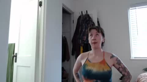 Ellie Rowyn online show from April 30, 11:20 pm