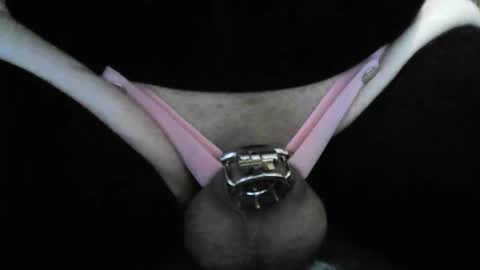 Snapshot of elliesissy chatting on February 22, 4:05 pm elliesissy online show from February 22, 4:05 pm