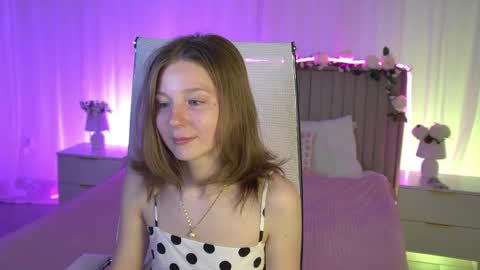 Elli online show from May 6, 6:30 am
