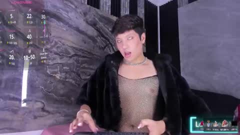 Snapshot of ellis_brown chatting on September 26, 3:10 am Ellis online show from September 26, 3:10 am