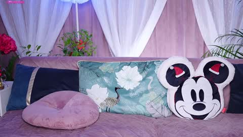 Ellis online show from December 30, 12:43 am