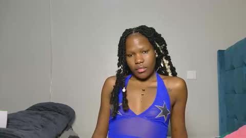 elllanna online show from February 4, 8:14 pm