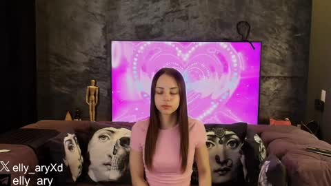 Snapshot of elly_ary chatting on March 31, 12:12 am elly_ary online show from March 31, 12:12 am