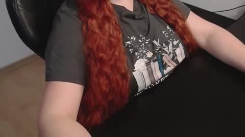 Elly online show from February 24, 2:37 pm