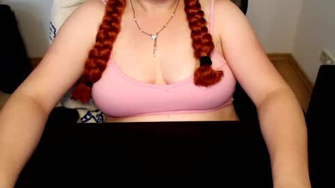 Elly online show from July 10, 7:01 am