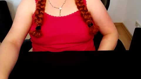 Elly online show from July 17, 6:53 am
