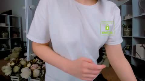 elma_lily online show from November 29, 6:49 am