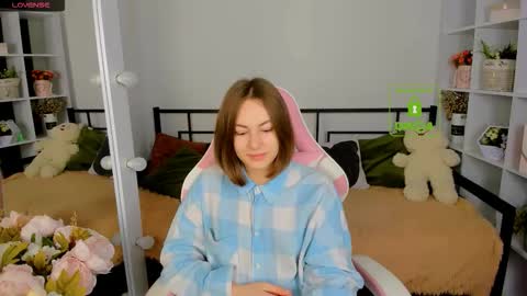 elma_lily online show from December 15, 6:50 am