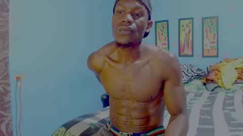 elmiltonnjakee online show from February 2, 7:56 pm