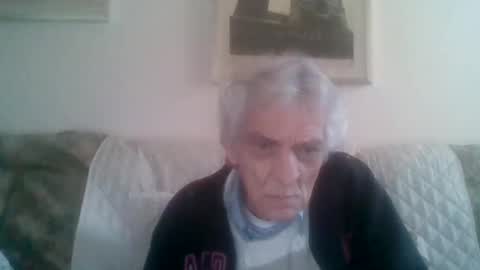 Snapshot of elmo191271 chatting on March 22, 10:07 am elmo191271 online show from March 22, 10:07 am