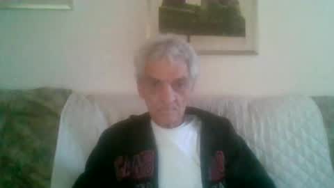 Snapshot of elmo191271 chatting on May 21, 5:58 am elmo191271 online show from May 21, 5:58 am