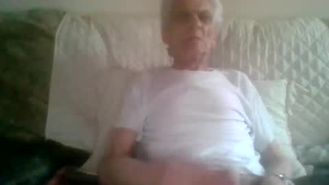 Snapshot of elmo191271 chatting on May 30, 5:21 pm elmo191271 online show from May 30, 5:21 pm