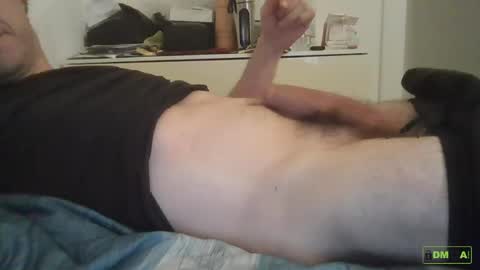 Snapshot of elmoro101 chatting on May 6, 7:52 pm elmoro101 online show from May 6, 7:52 pm
