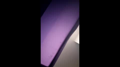 Snapshot of elnegrito223283 chatting on December 17, 1:33 am elnegrito223283 online show from December 17, 1:33 am