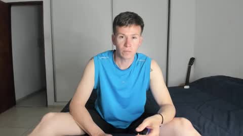 Snapshot of elnenedearg chatting on September 17, 12:12 am elnenedearg online show from September 17, 12:12 am